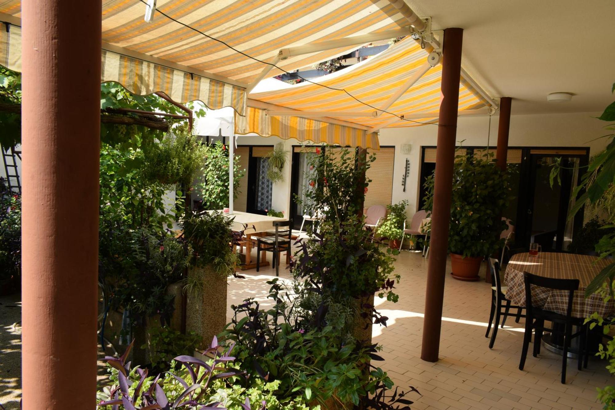 Rooms Vila Mautner Vodice Exteriör bild