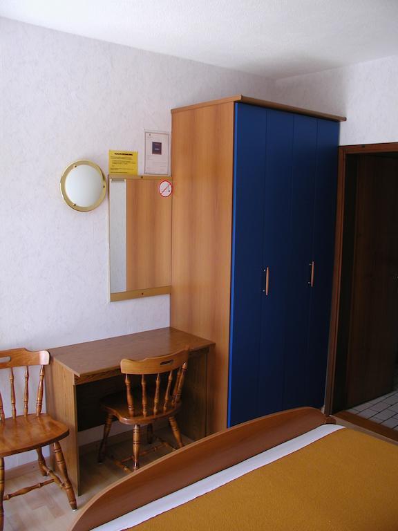 Rooms Vila Mautner Vodice Rum bild