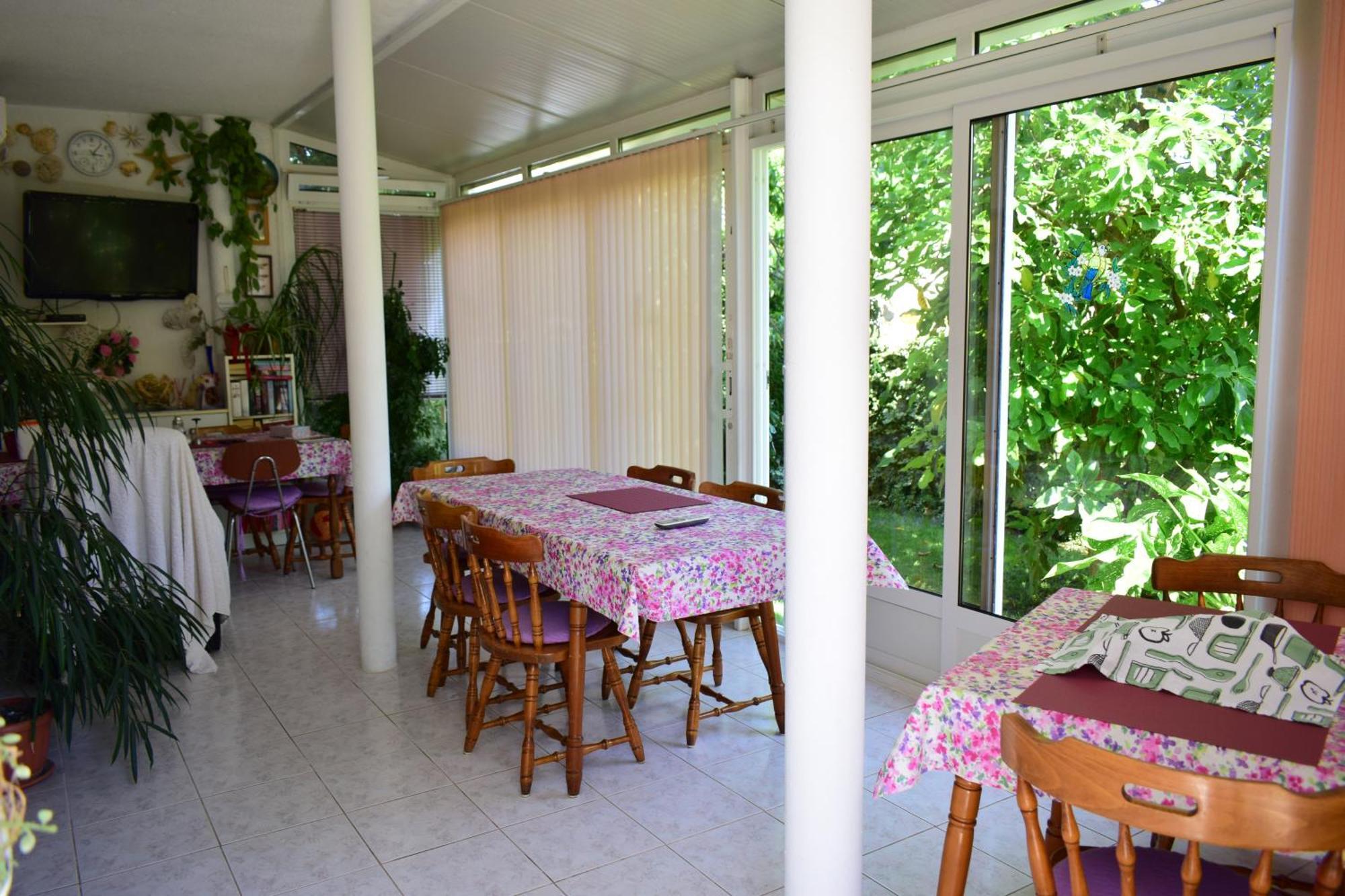 Rooms Vila Mautner Vodice Exteriör bild