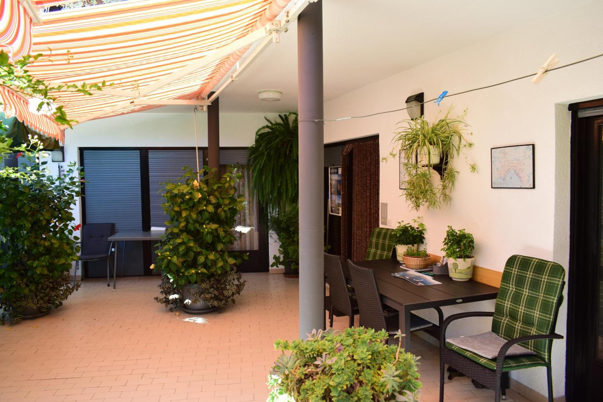 Rooms Vila Mautner Vodice Exteriör bild