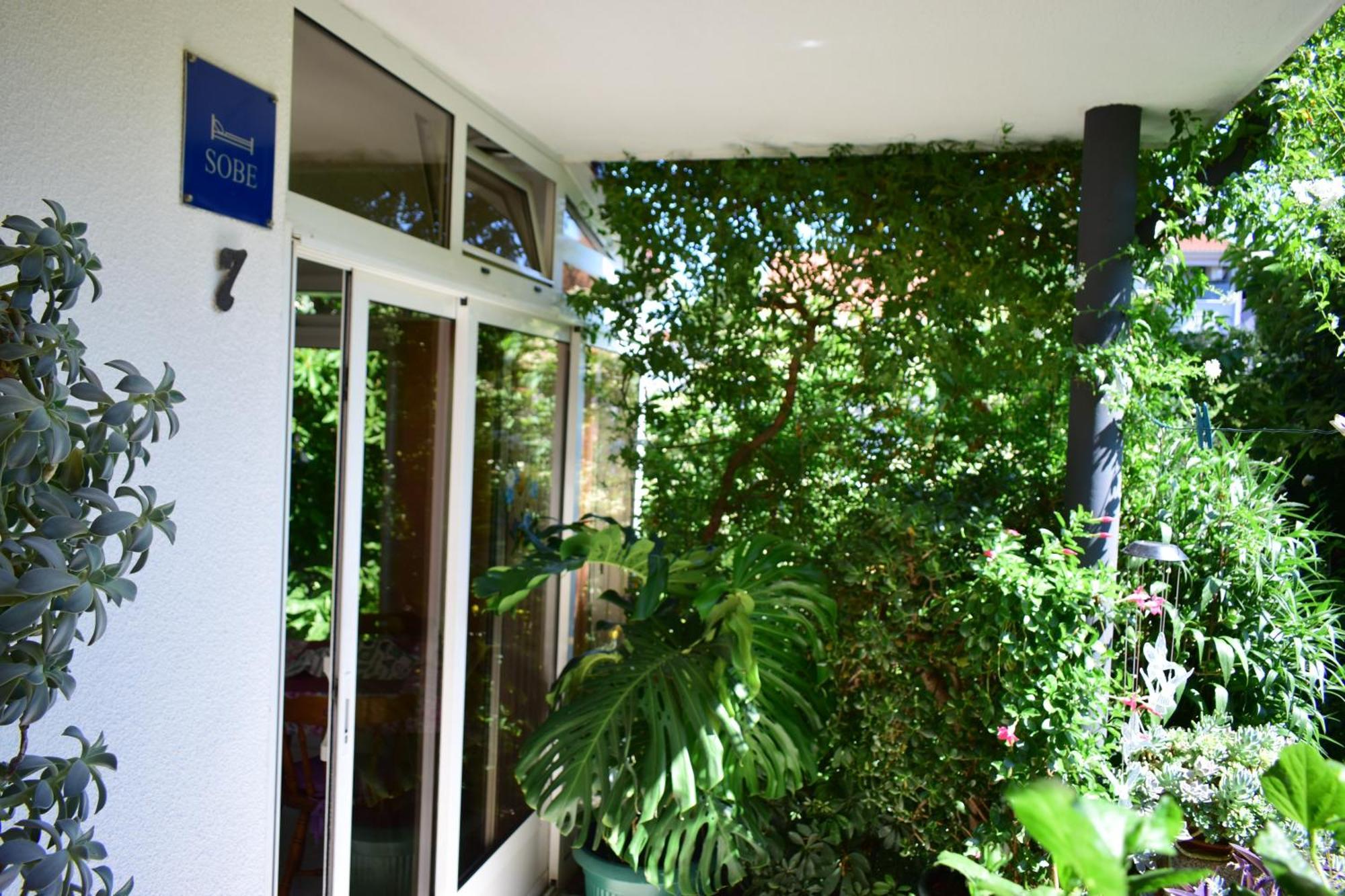 Rooms Vila Mautner Vodice Exteriör bild