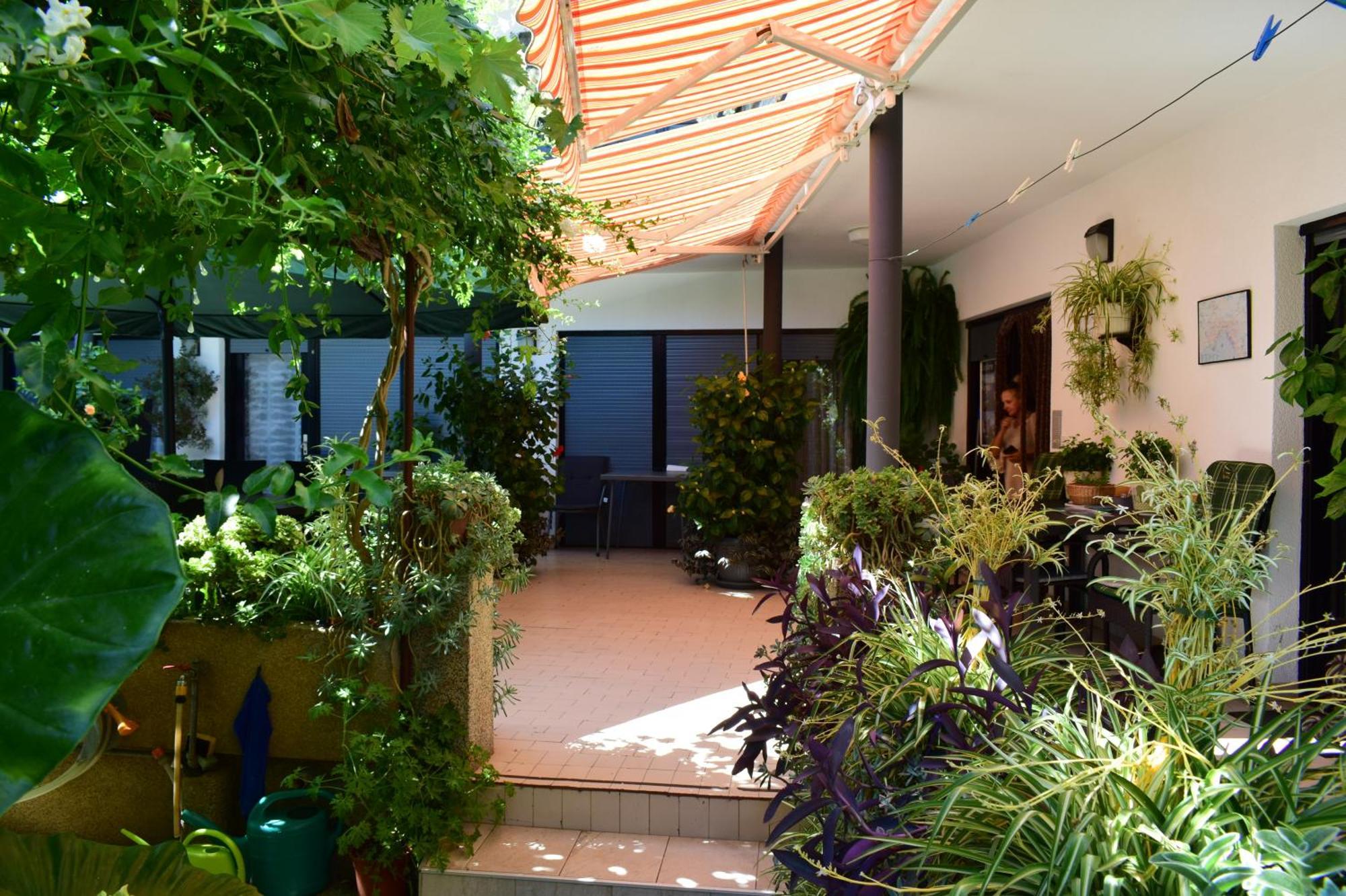 Rooms Vila Mautner Vodice Exteriör bild