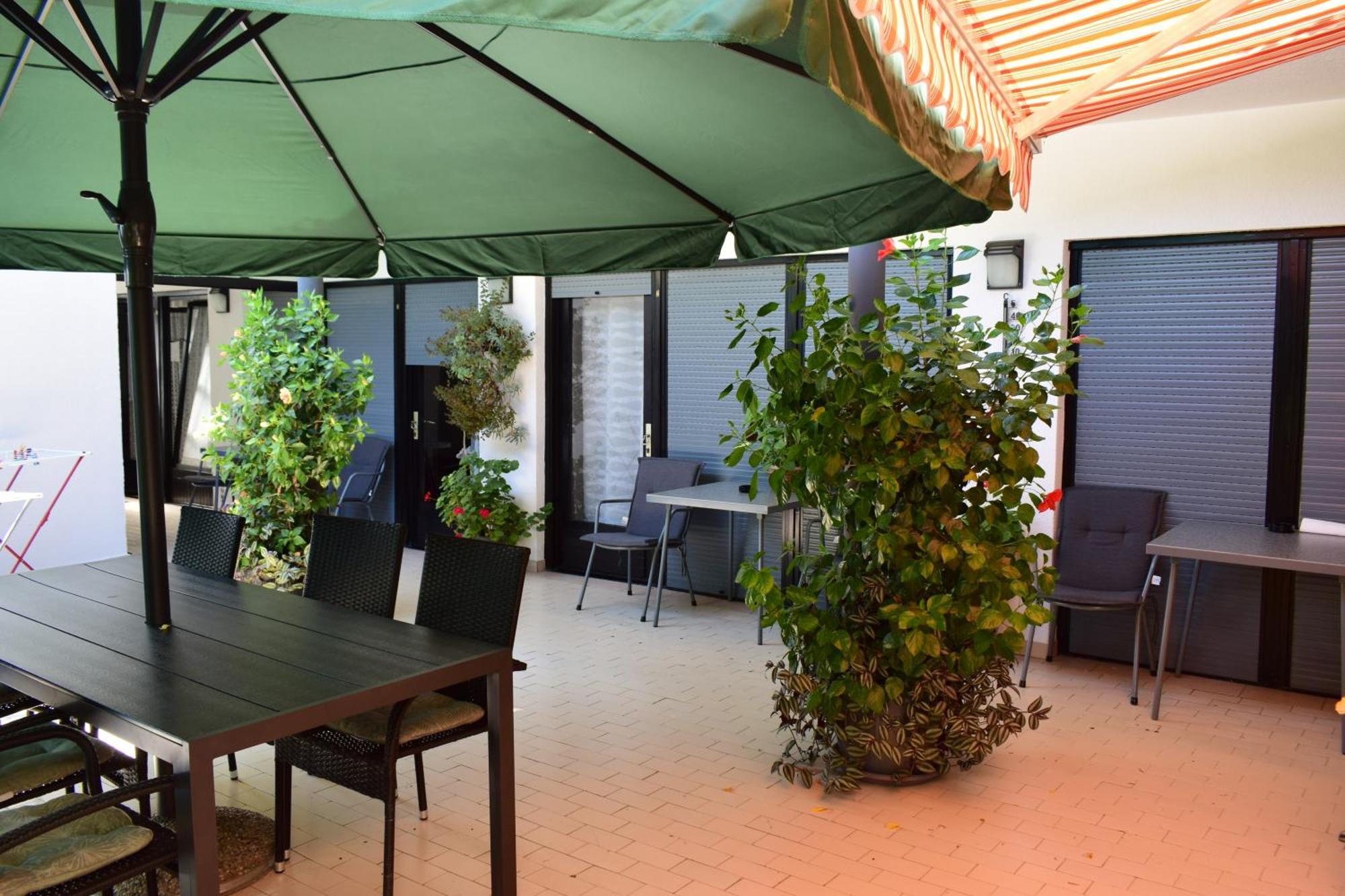 Rooms Vila Mautner Vodice Exteriör bild