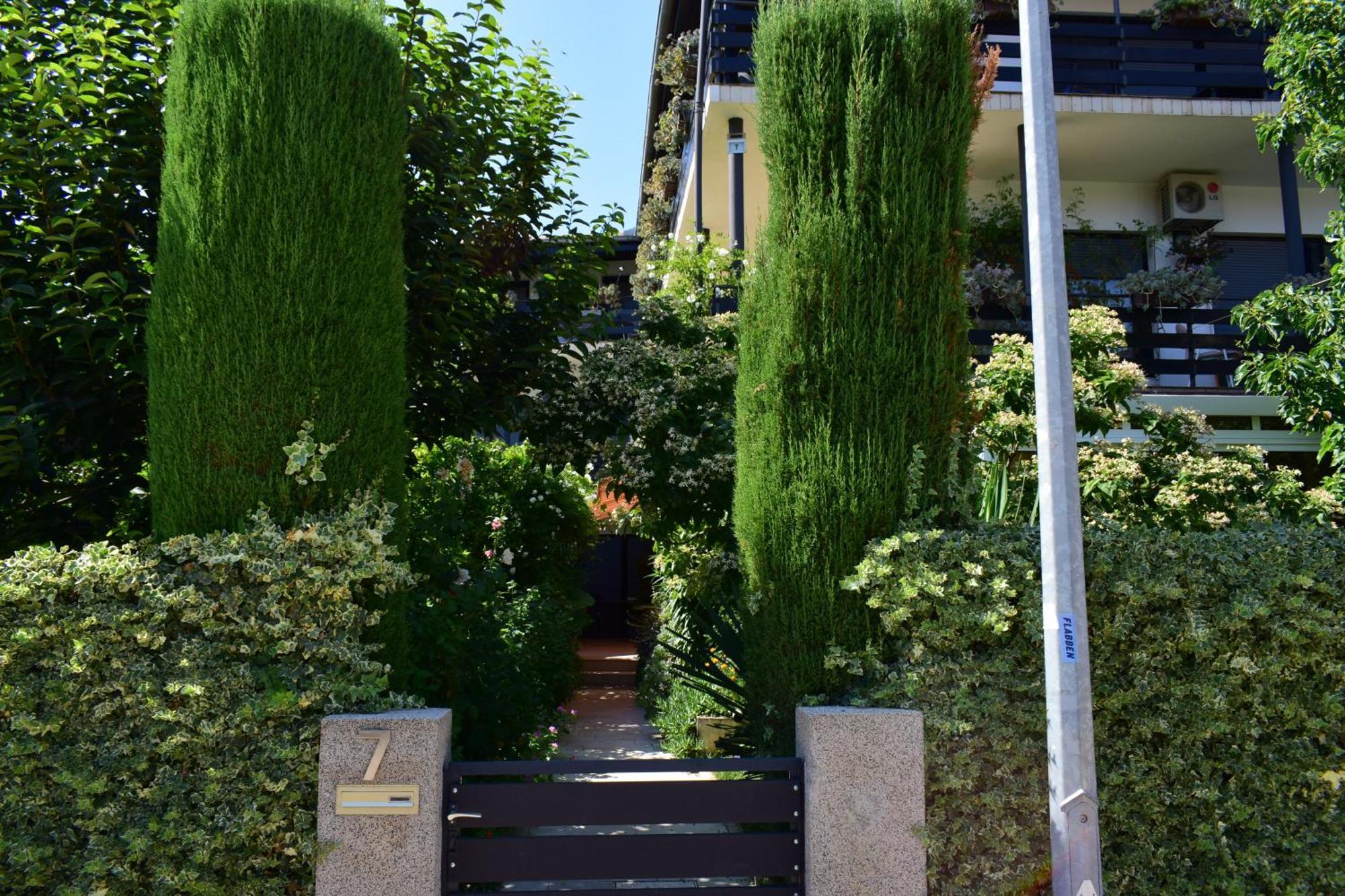 Rooms Vila Mautner Vodice Exteriör bild
