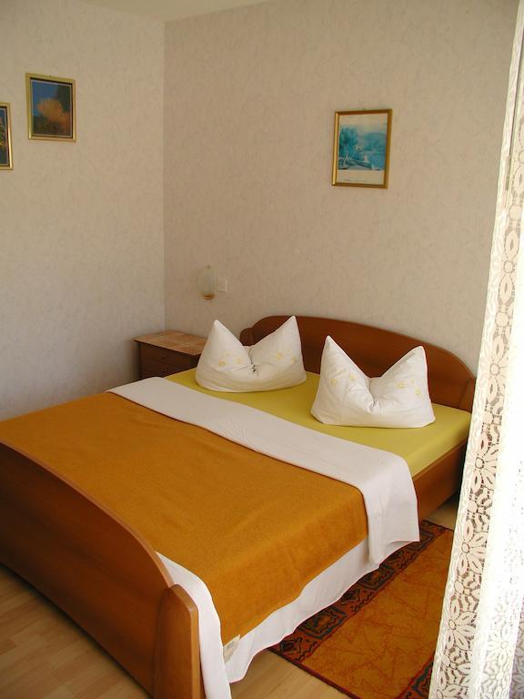 Rooms Vila Mautner Vodice Rum bild
